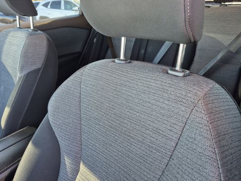 Used 2023 Nissan Rogue SV image 27