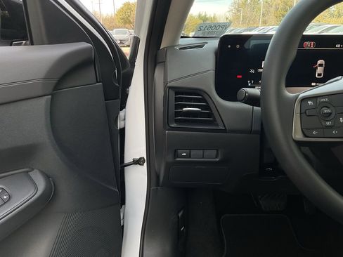 New 2026 Nissan Sentra SV w/ Floor Mat Package image 23