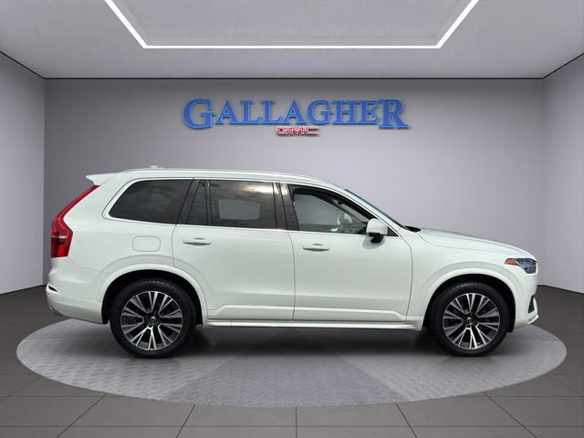 Used 2021 Volvo XC90 T5 Momentum w/ Protection Package AWD/4WD image 3