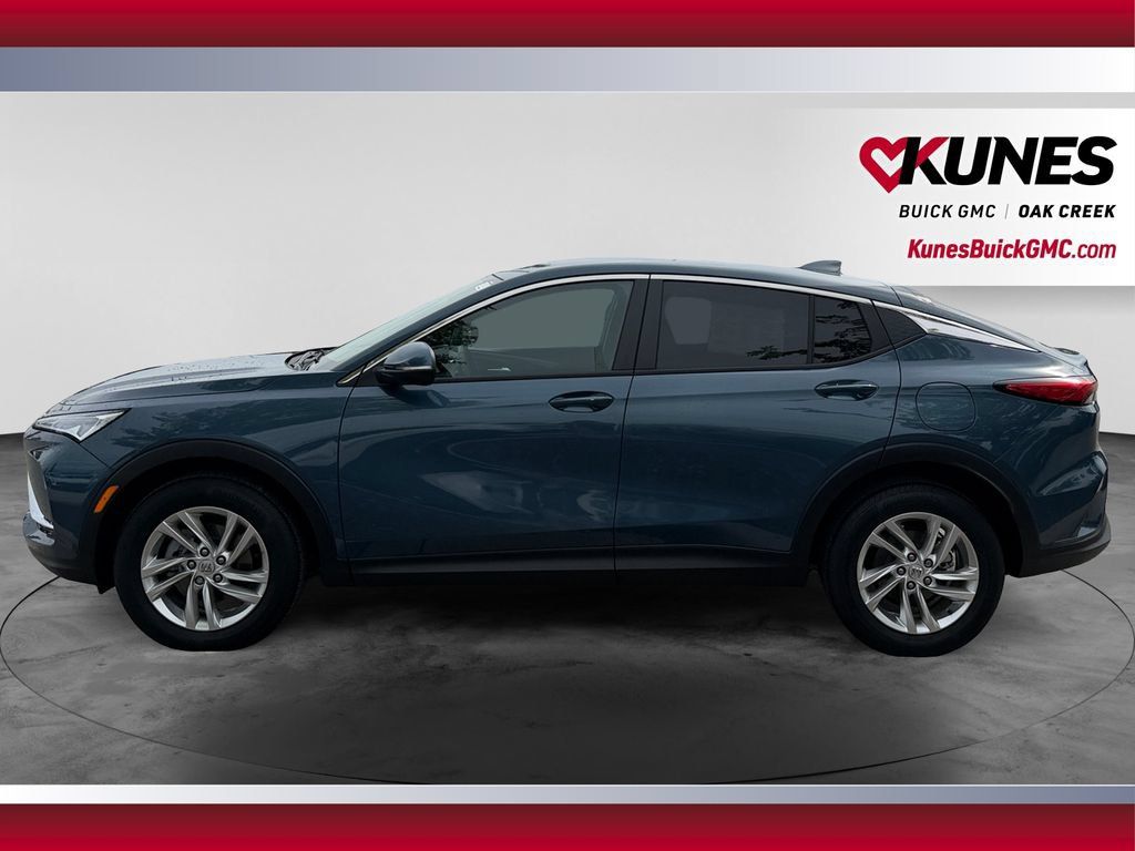 Used 2025 Buick Envista Sport Touring w/ Convenience I Package FWD image 5