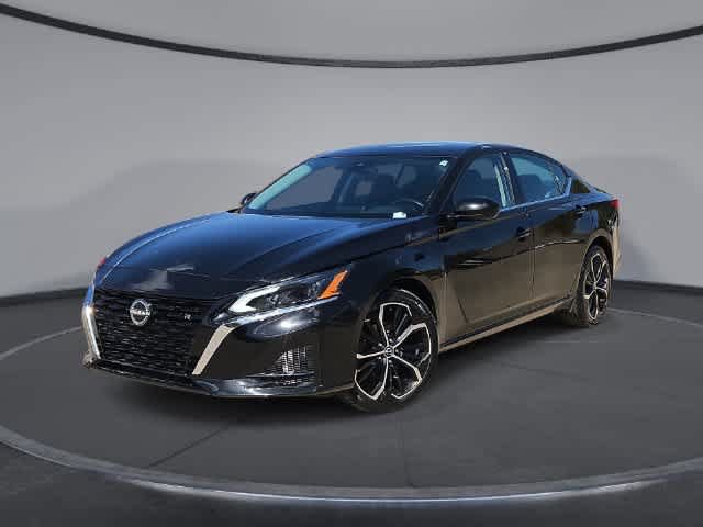 Used 2023 Nissan Altima 2.5 SR AWD/4WD image 1