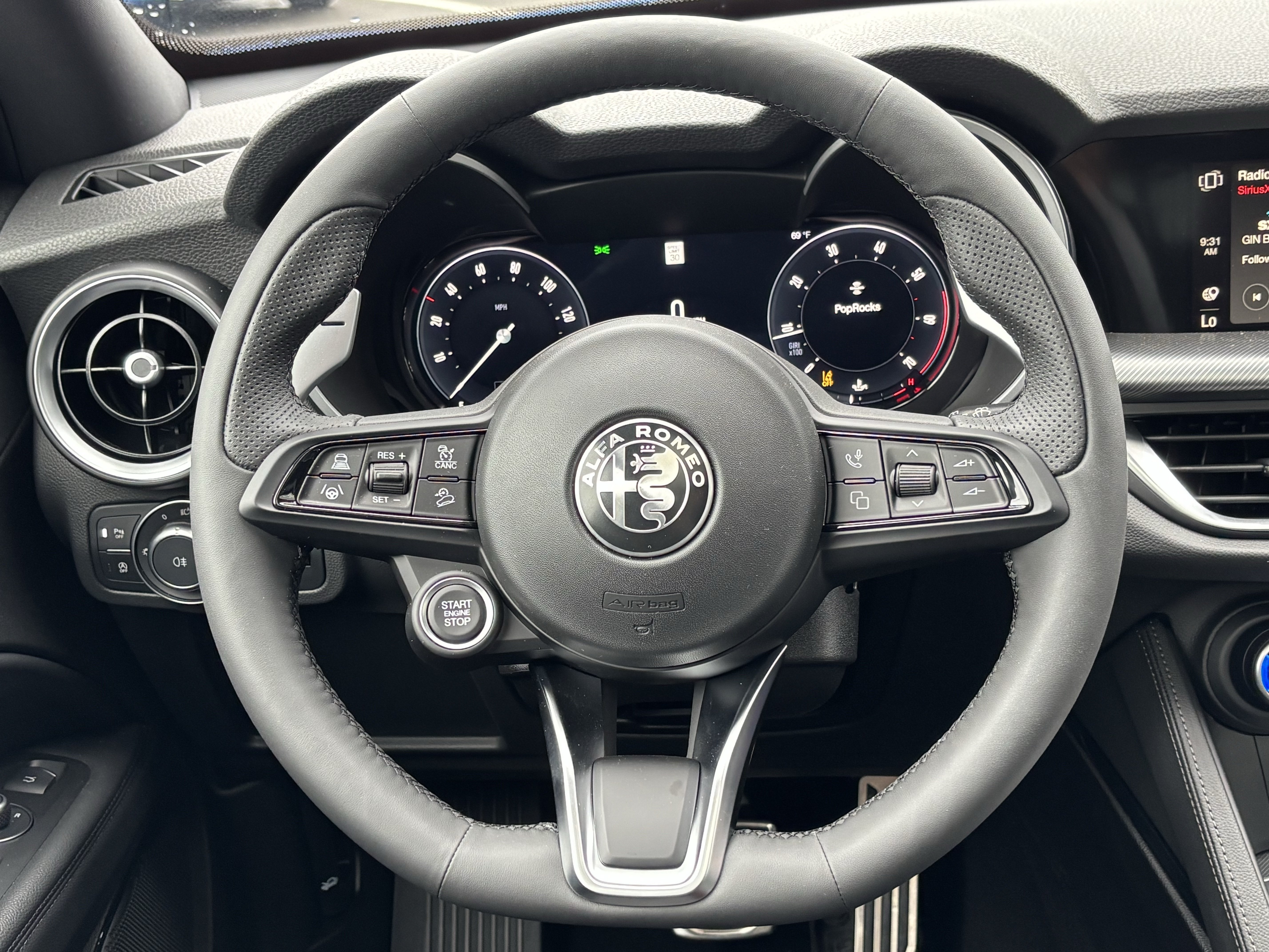 New 2026 Alfa Romeo Stelvio Sprint w/ Convenience Package AWD/4WD image 21