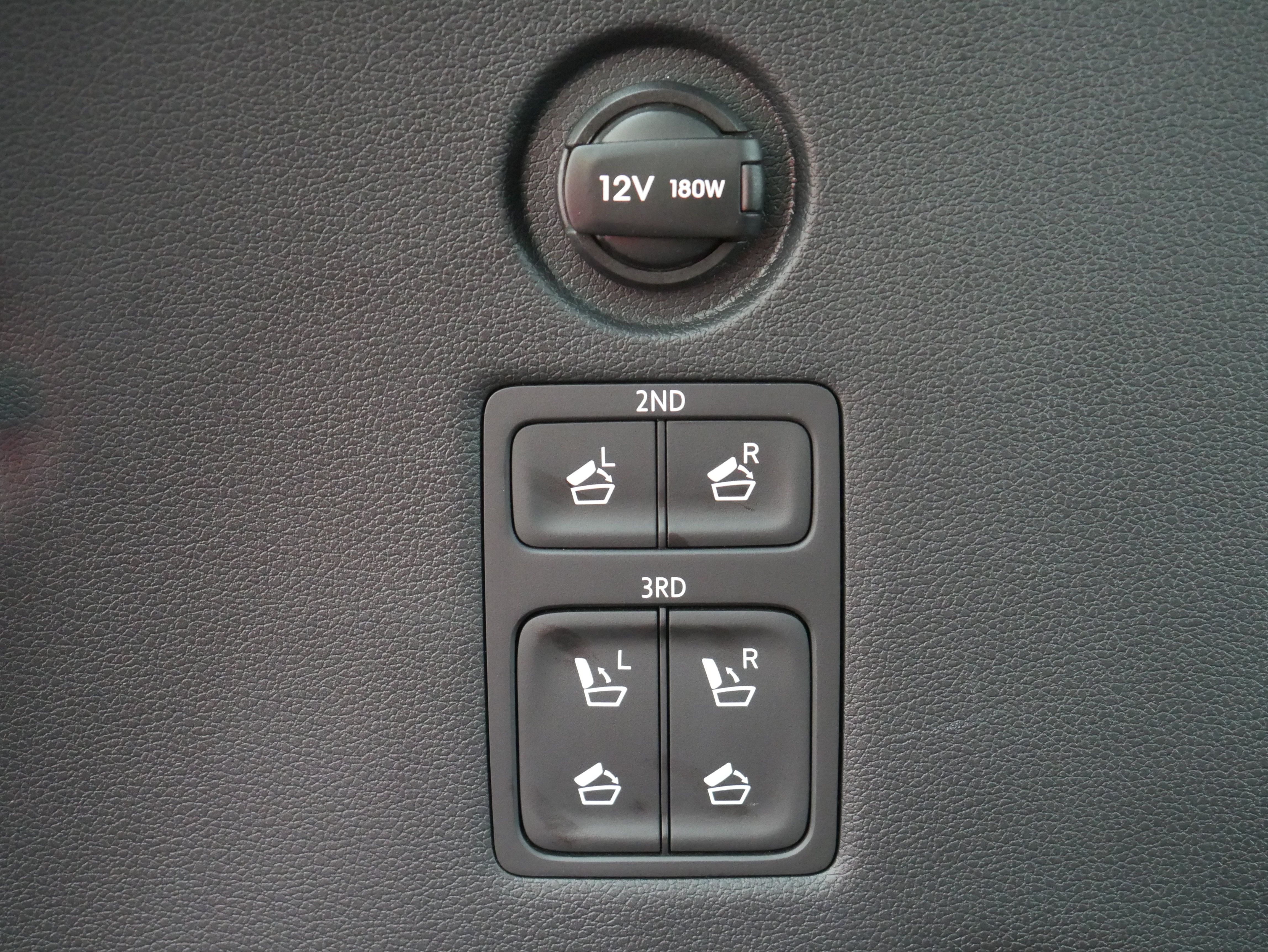 Used 2024 Hyundai Palisade Limited AWD/4WD image 8