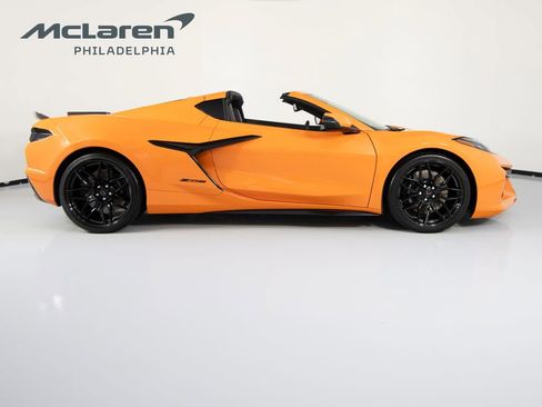 Used 2024 Chevrolet Corvette Z06 w/ Stealth Interior Trim Package image 5