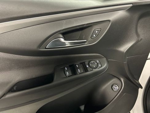 New 2026 Buick Envista Avenir FWD image 12