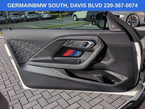Used 2026 BMW M2 w/ Lighting Package RWD image 28