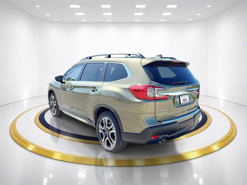 New 2026 Subaru Ascent Limited AWD/4WD image 9