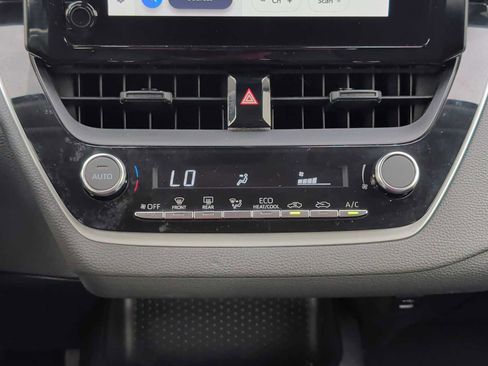 Used 2023 Toyota Corolla LE image 15