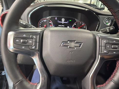 Used 2025 Chevrolet Blazer RS w/ Driver Confidence II Package AWD/4WD image 3