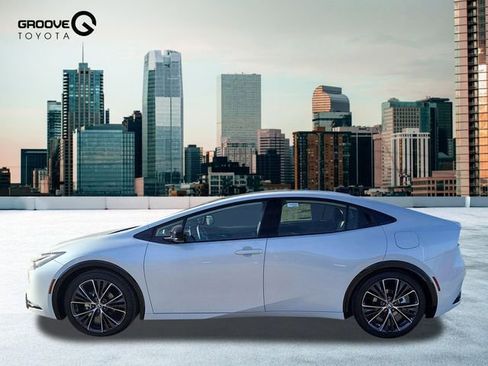 New 2026 Toyota Prius Limited image 2