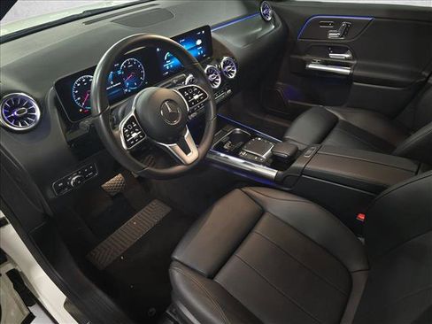 Used 2021 Mercedes-Benz GLA 250 4MATIC image 17