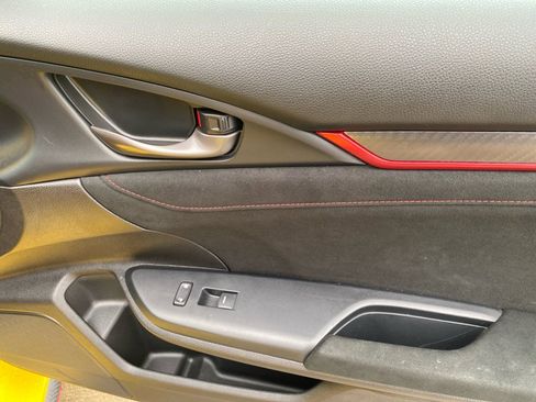 Certified 2021 Honda Civic Type R Limited image 35