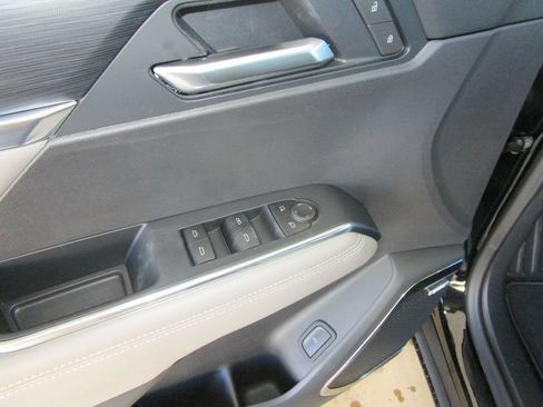 New 2026 GMC Acadia Elevation w/ Elevation Premium Package FWD image 23