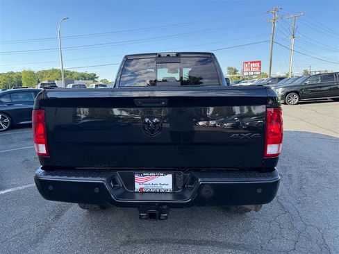 Used 2016 RAM 2500 Big Horn w/ Black Appearance Group image 7