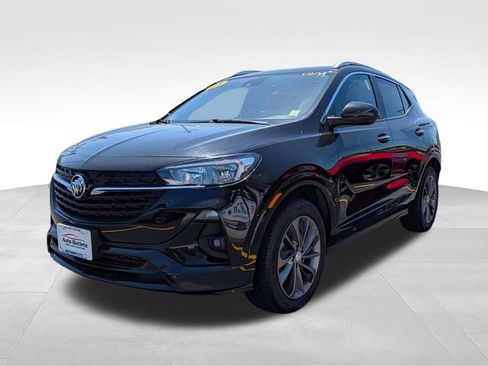 Used 2023 Buick Encore GX Select w/ Sport Touring Package AWD/4WD image 3