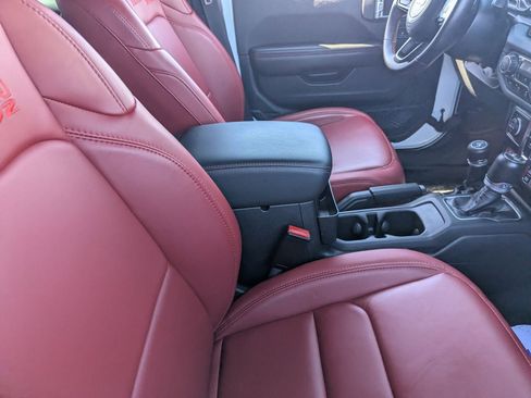 Used 2024 Jeep Wrangler Unlimited Rubicon 392 image 11