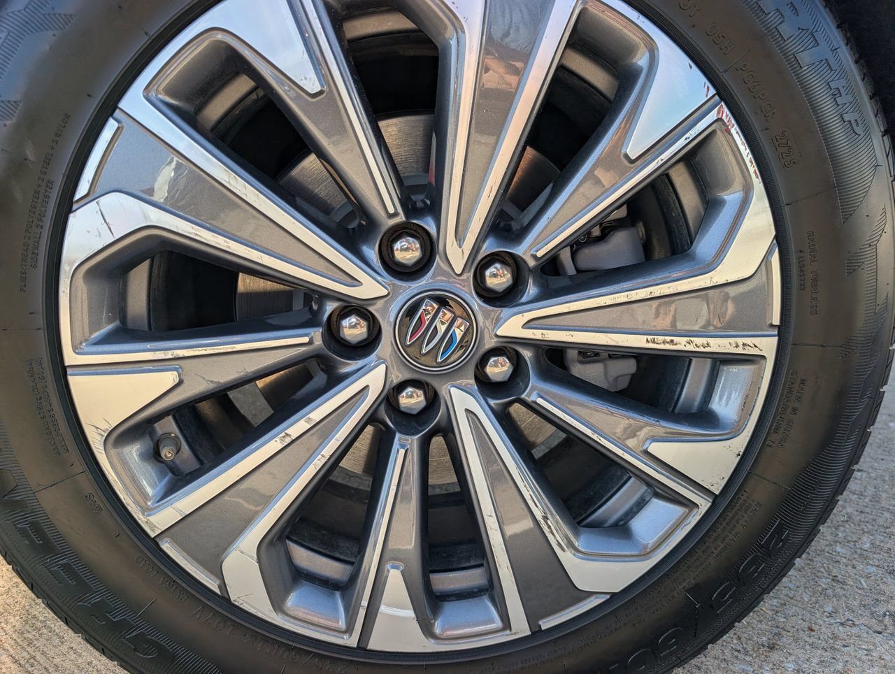 Used 2024 Buick Envision Preferred AWD/4WD image 7