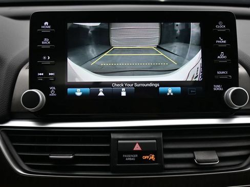 Used 2021 Honda Accord EX-L image 25