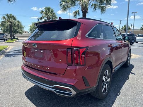Used 2021 Kia Sorento S FWD image 5
