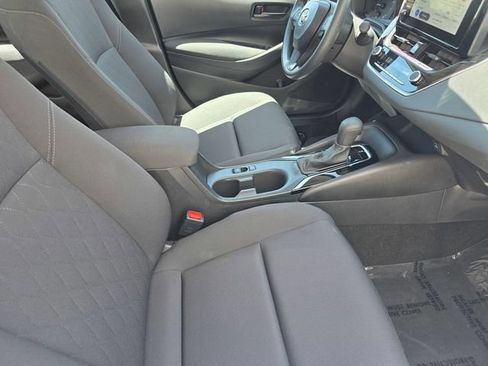 Used 2024 Toyota Corolla LE w/ LE Convenience Package FWD image 15