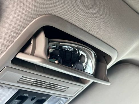Used 2025 Honda Odyssey Touring image 41