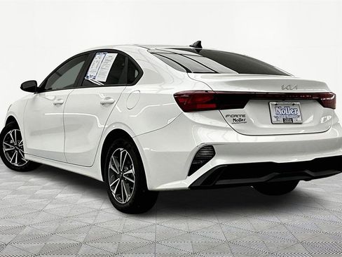 Used 2024 Kia Forte LXS image 13