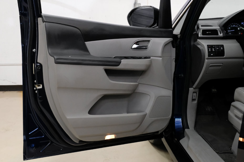 Used 2016 Honda Odyssey EX-L image 48