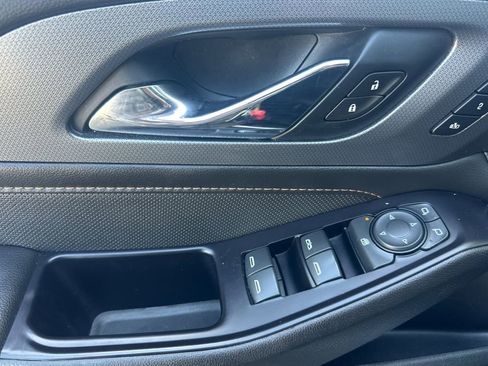 Used 2020 Chevrolet Traverse Premier w/ Redline Edition AWD/4WD image 10