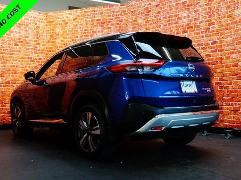 Certified 2023 Nissan Rogue Platinum image 5