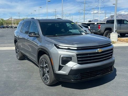 New 2026 Chevrolet Traverse High Country w/ LPO, Floor Liner Package AWD/4WD image 28