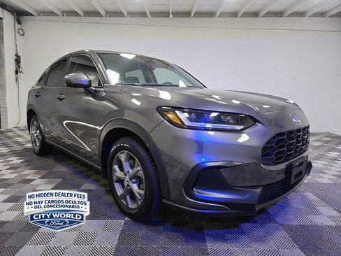 Used 2026 Honda HR-V LX image 2