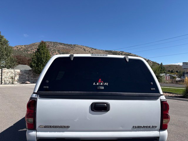 Used 2005 Chevrolet Silverado 2500 LT w/ Heavy-Duty Power Package AWD/4WD image 6