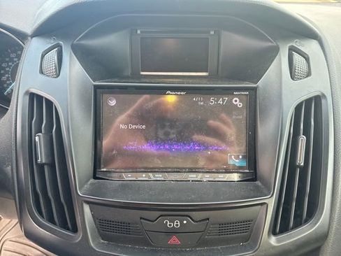 Used 2012 Ford Focus SEL image 11