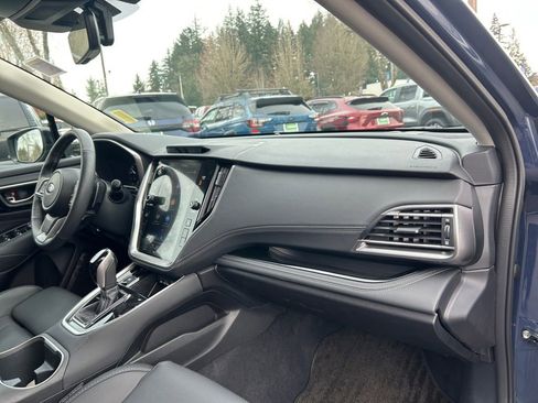 Used 2025 Subaru Outback Limited image 26