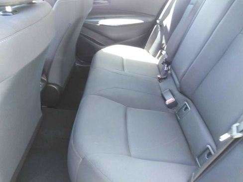 Used 2023 Toyota Corolla LE FWD image 4