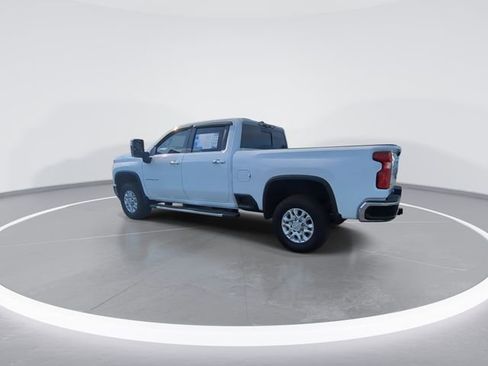 Used 2020 Chevrolet Silverado 2500 LTZ w/ Technology Package AWD/4WD image 6