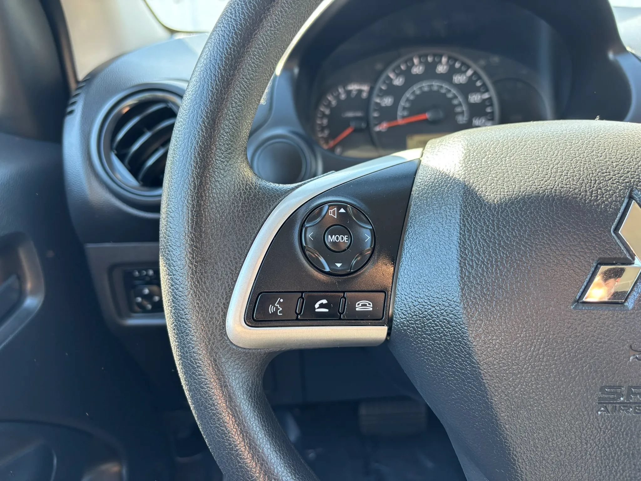 Used 2024 Mitsubishi Mirage ES FWD image 28