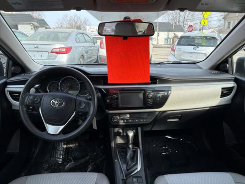 Used 2016 Toyota Corolla LE image 11