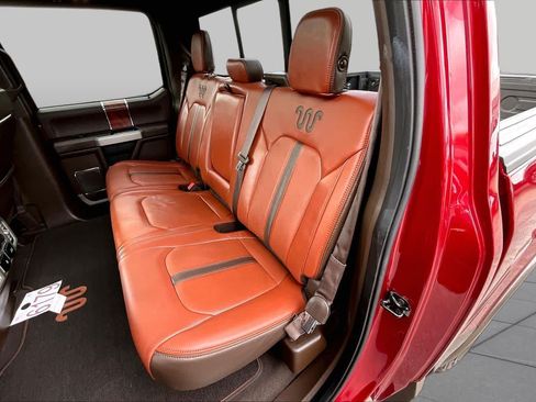 Used 2018 Ford F150 King Ranch w/ Equipment Group 601A Luxury AWD/4WD image 19