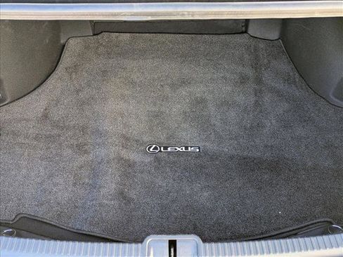 Used 2023 Lexus ES 350 image 6