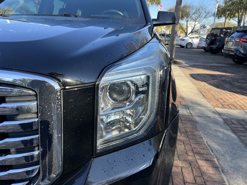 Used 2019 GMC Yukon SLT image 6