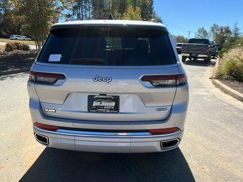 New 2025 Jeep Grand Cherokee L Overland w/ Advanced Protech Group III image 9