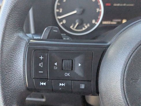 Certified 2024 Nissan Rogue SV image 29