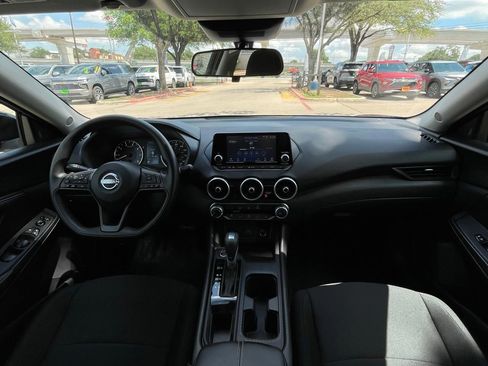 Used 2025 Nissan Sentra S FWD image 10