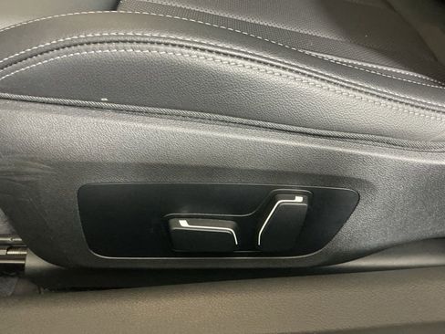 Certified 2024 BMW 230i Coupe w/ Premium Package image 20