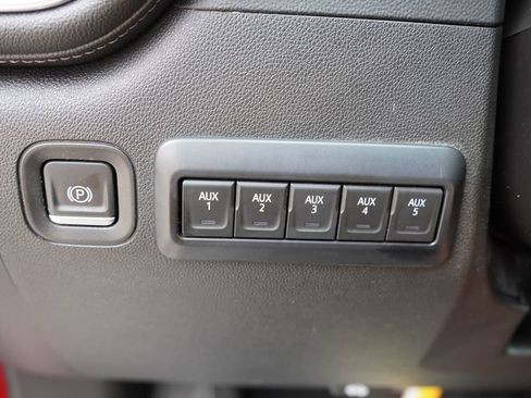 Used 2021 Chevrolet Silverado 3500 LTZ w/ LTZ Convenience Package AWD/4WD image 28