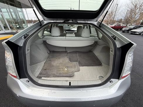 Used 2010 Toyota Prius Five image 16