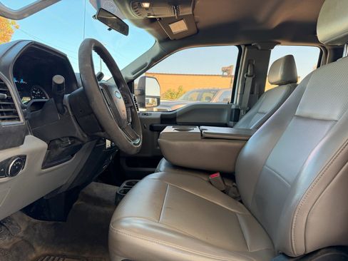 Used 2017 Ford F250 XL w/ Power Equipment Group image 20