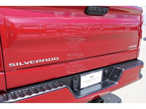 Used 2026 Chevrolet Silverado 1500 RST w/ RST Select Package RWD image 29