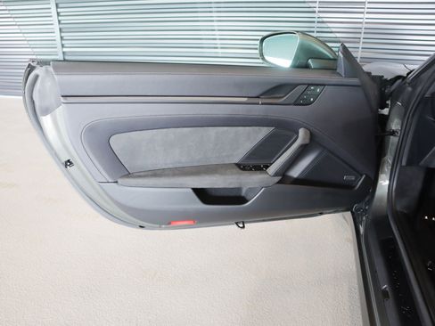 Certified 2024 Porsche 911 Carrera GTS image 25